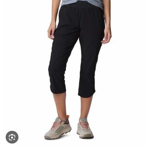 columbia leslie falls capris new